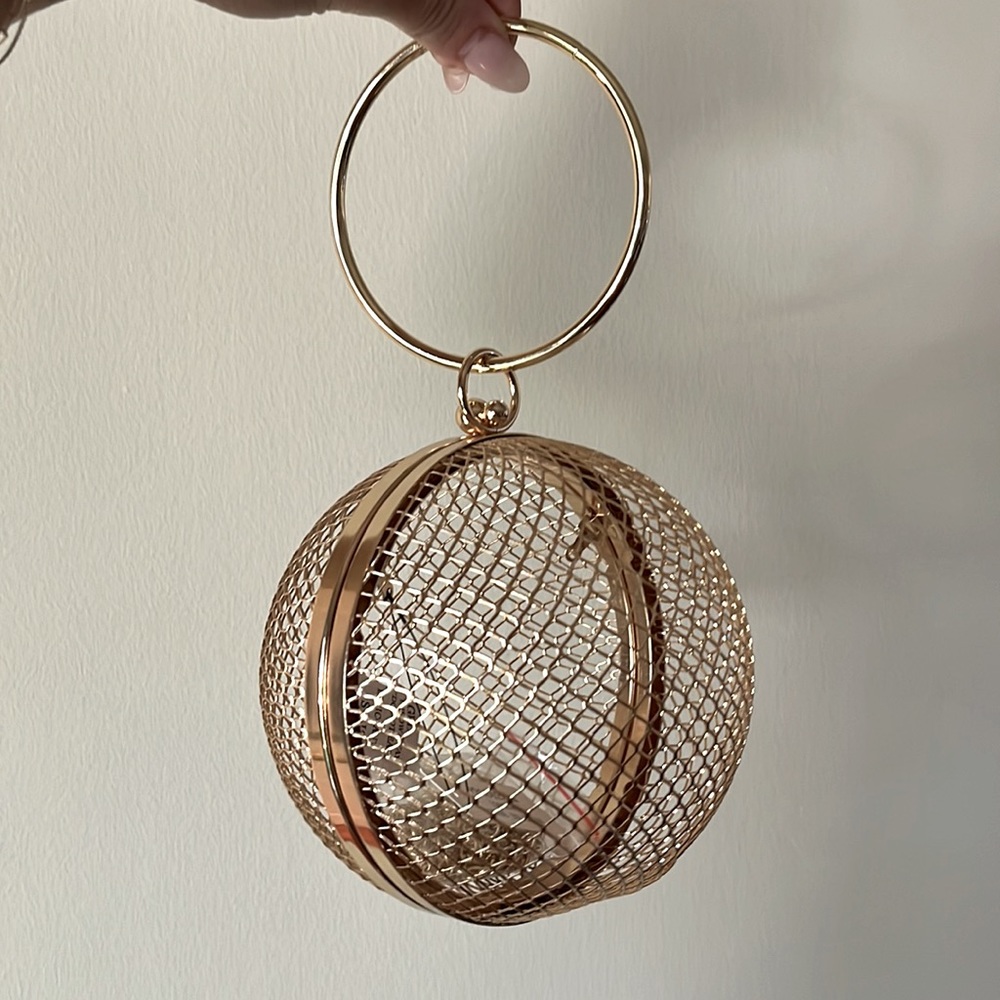 Mesh Sphere Bag with Chain Strap (BRAND NEW)